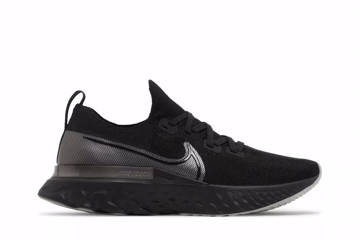 Nike React Infinity Run Flyknit Black Metallic Silver, view 2