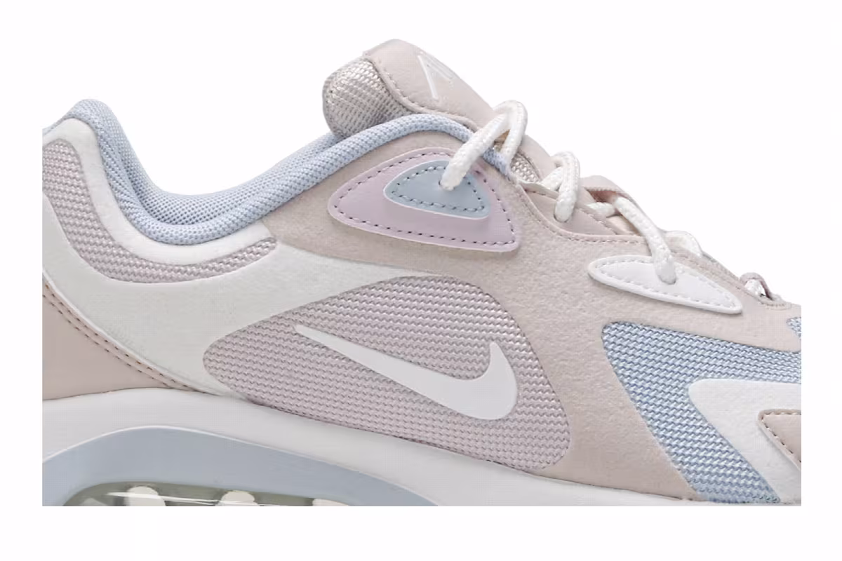 Nike Women's Air Max 200 Barely Rose, view 3