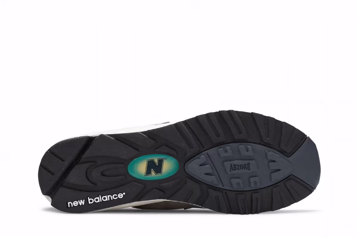 Kith x New Balance 990v2 Made in USA Classics Collection, view 5