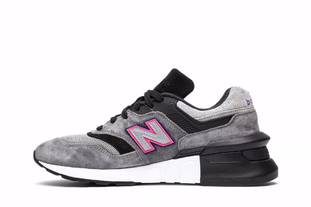 Kith x United Arrows & Sons x New Balance 997S Fusion Grey Black Pink, view 4