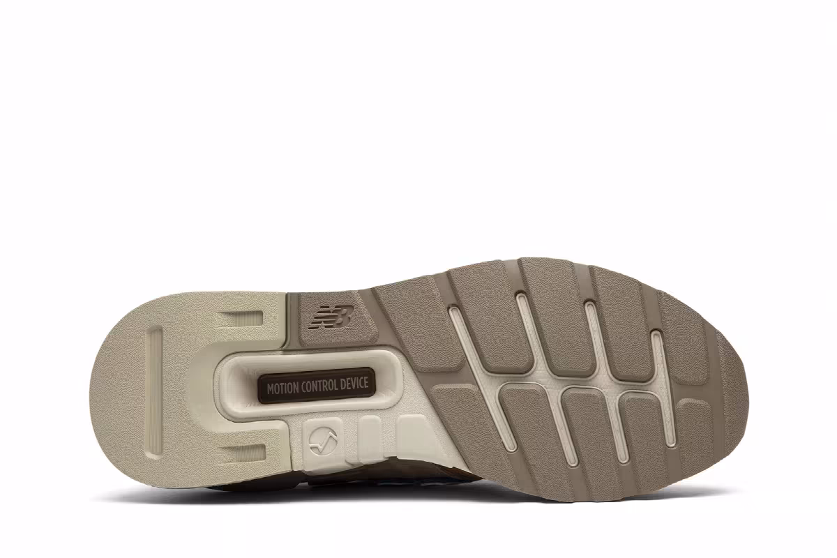 Kith x nonnative x New Balance 997S Dune, view 5