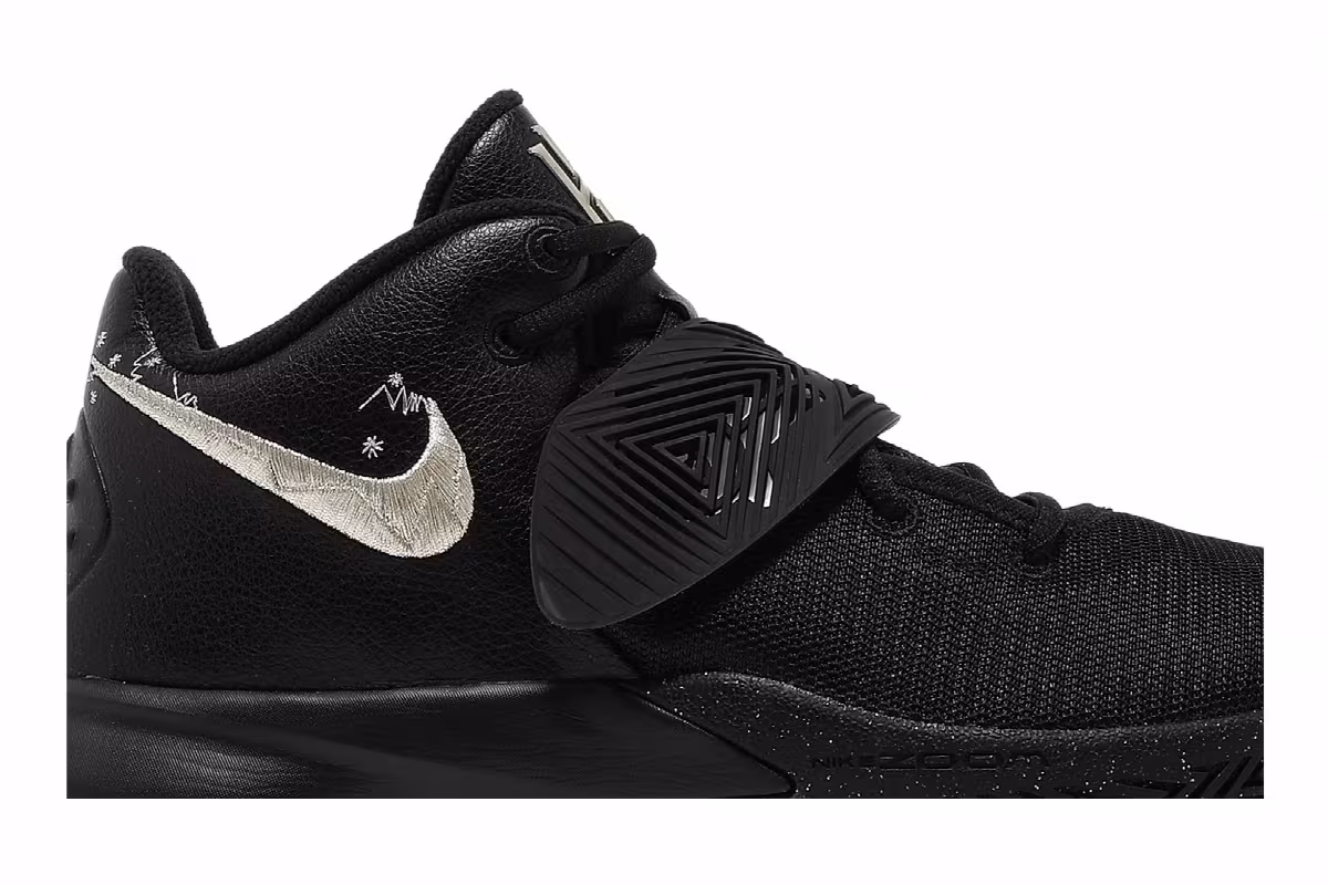 Nike Kyrie Flytrap 3 EP Black Metallic Gold, view 3