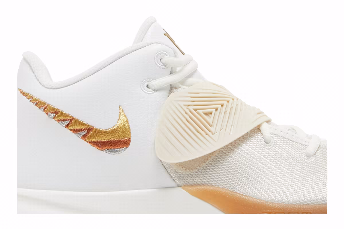 Nike Kyrie Flytrap 3 White Metallic Gold Gum, view 3