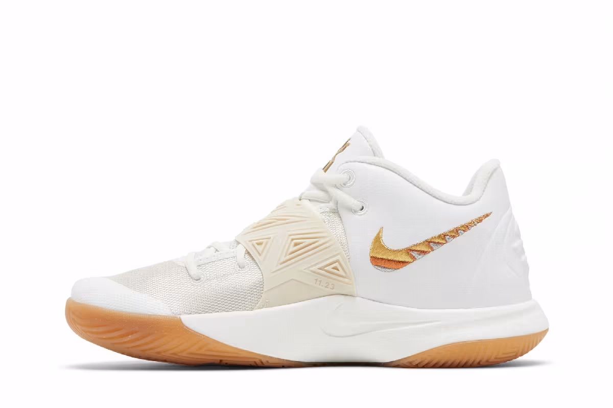 Nike Kyrie Flytrap 3 White Metallic Gold Gum, view 4