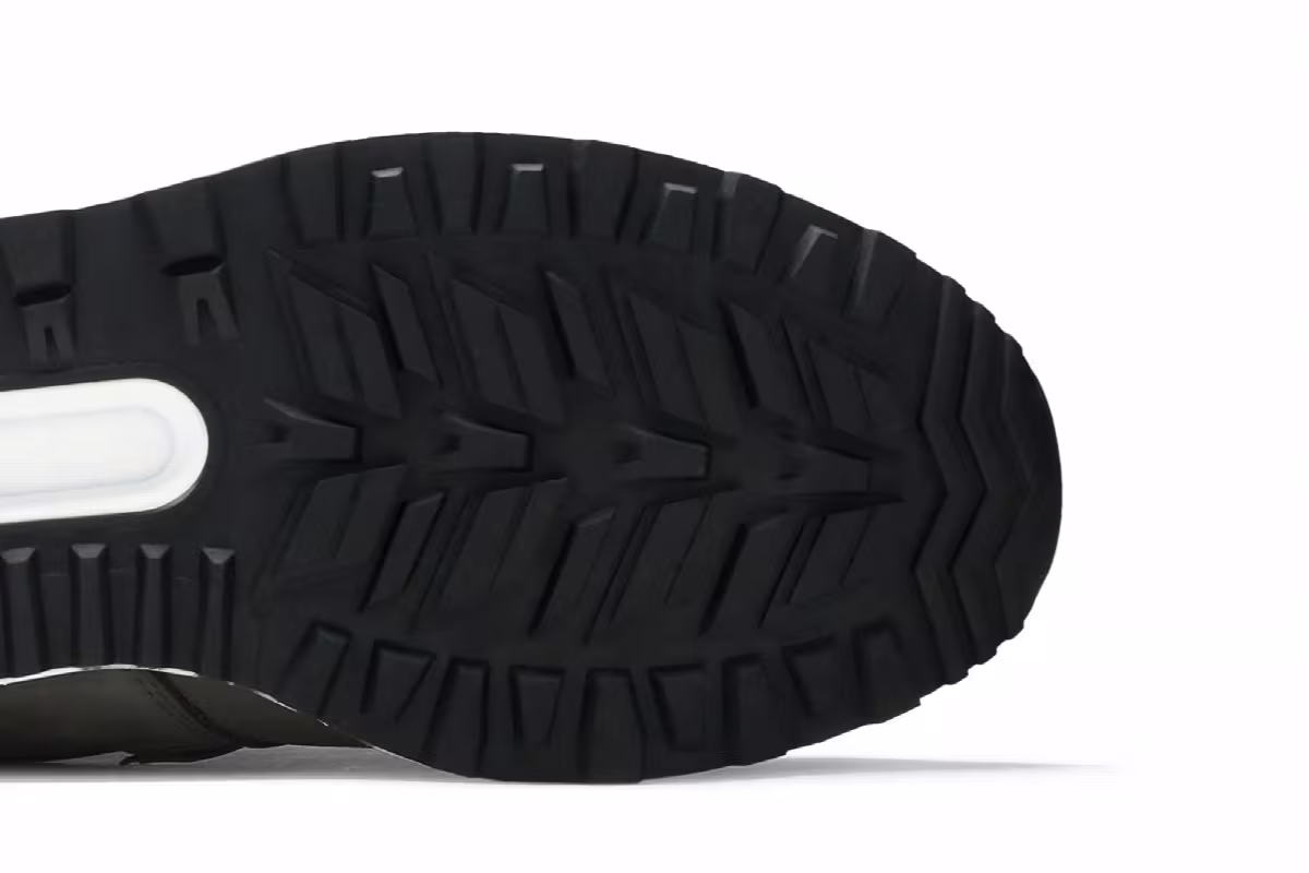 Ronnie Fieg x Dover Street Market x New Balance 574 Sport Grey Special Box, view 6