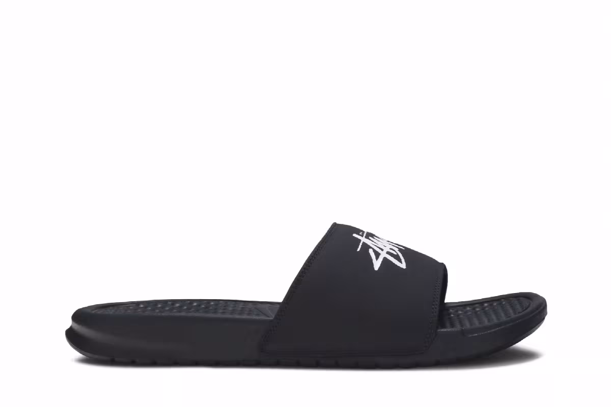 Stussy x Nike Benassi Off Noir, view 2