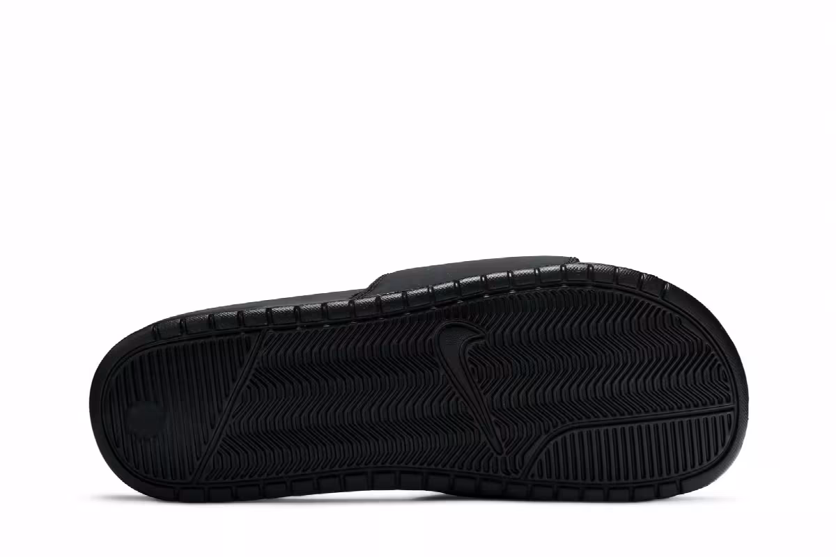 Stussy x Nike Benassi Black Sail, view 5