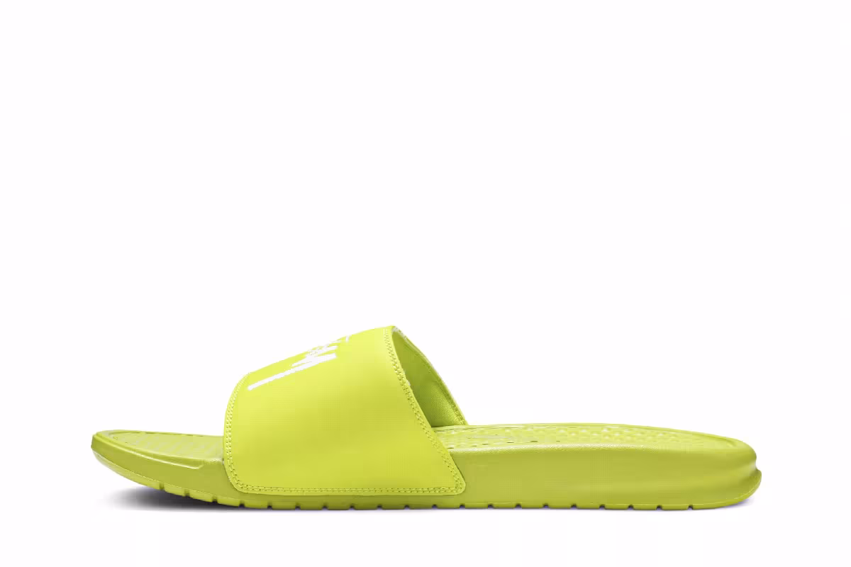 Stussy x Nike Benassi Bright Cactus, view 4