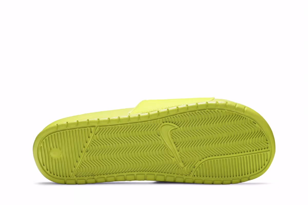 Stussy x Nike Benassi Bright Cactus, view 5