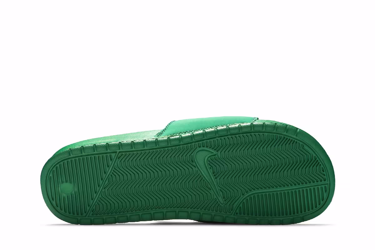 Stussy x Nike Benassi Pine Green, view 5