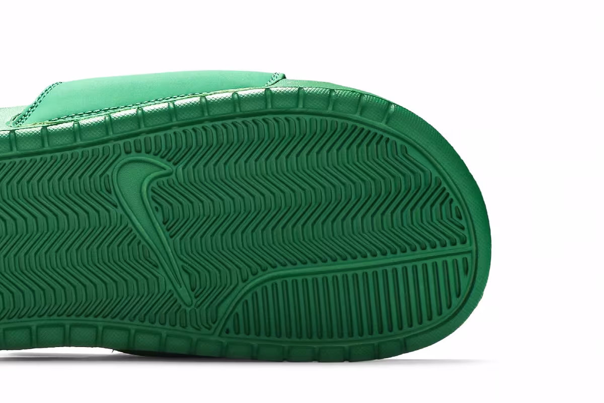 Stussy x Nike Benassi Pine Green, view 6