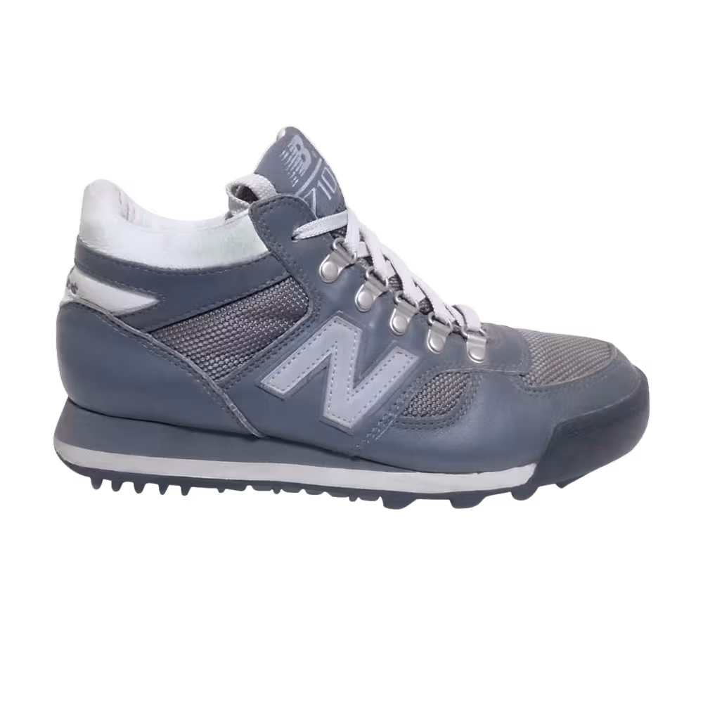 New Balance 710 Grey