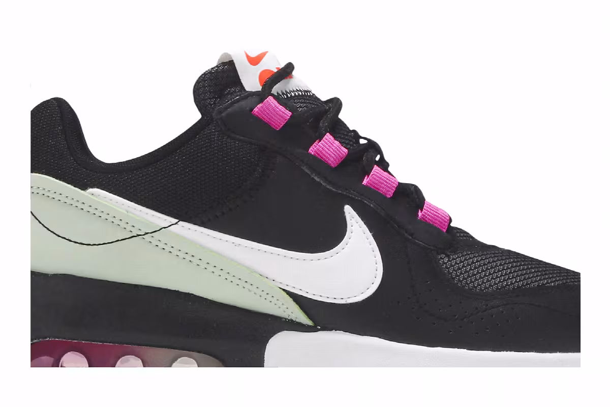 Nike Women's Air Max Verona Black Pink, view 3