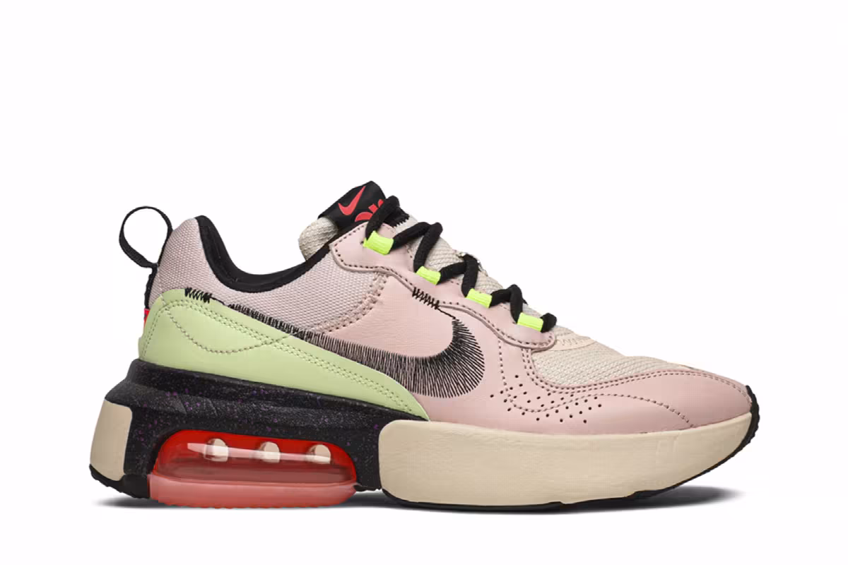 Nike Women's Air Max Verona Guava Ice, view 2