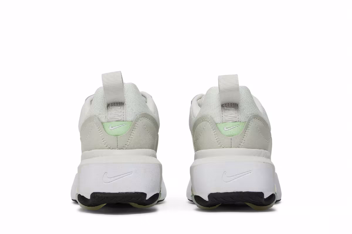 Nike Women's Air Max Verona Spruce Aura, view 7