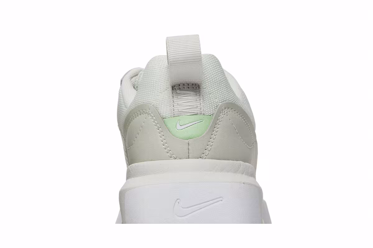 Nike Women's Air Max Verona Spruce Aura, view 8