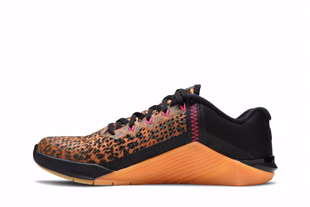 Nike Women's Metcon 6 Cheetah Print, view 4