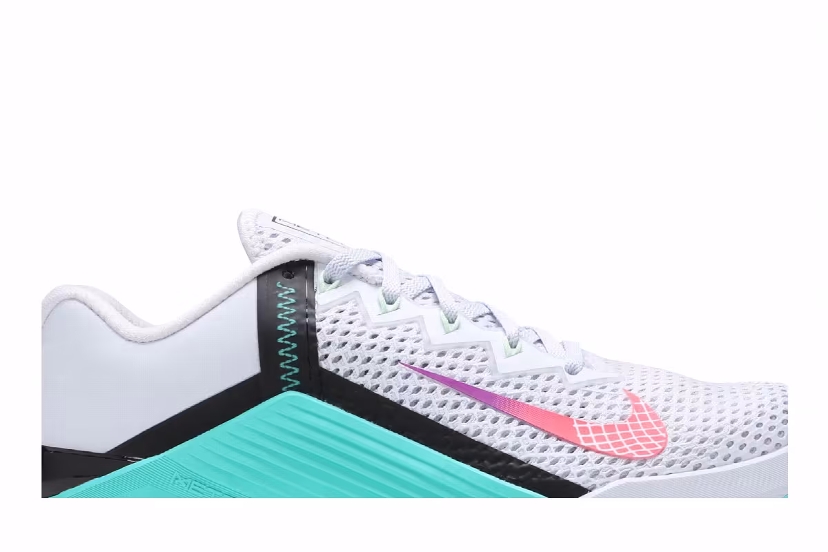 Nike Women's Metcon 6 Football Grey Jade, view 3
