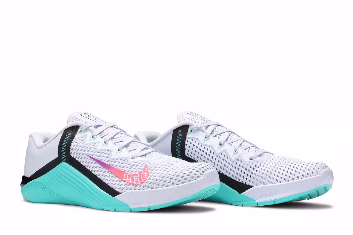 Nike Women's Metcon 6 Football Grey Jade, view 9