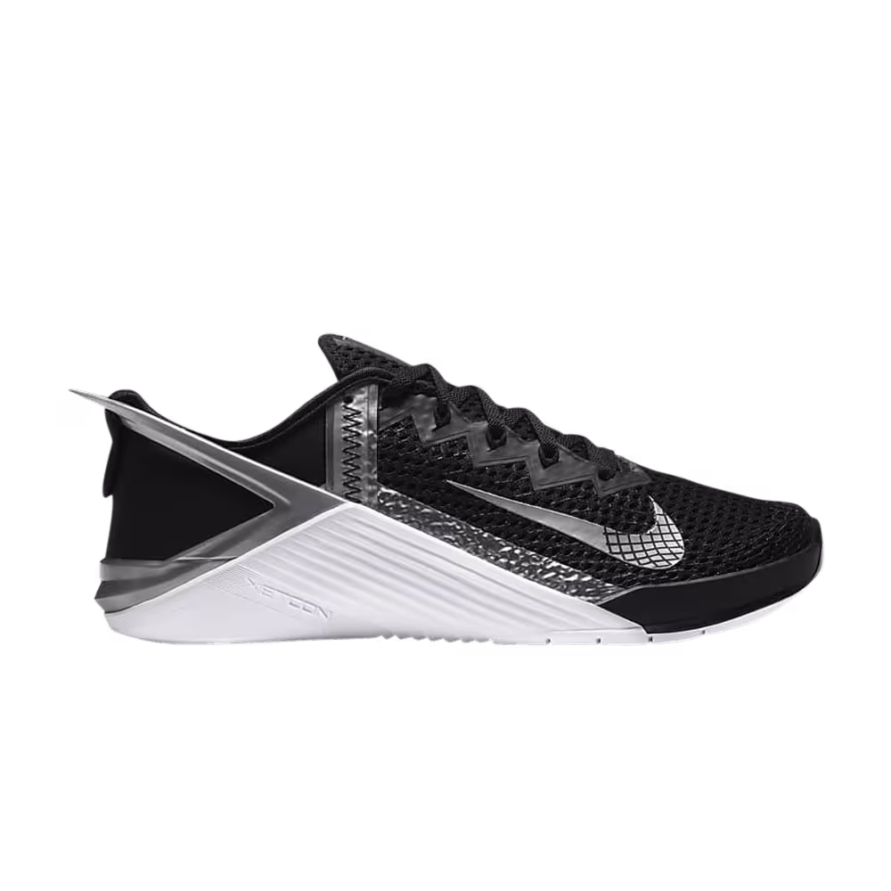 Nike Women's Metcon 6 FlyEase Black Metallic Silver
