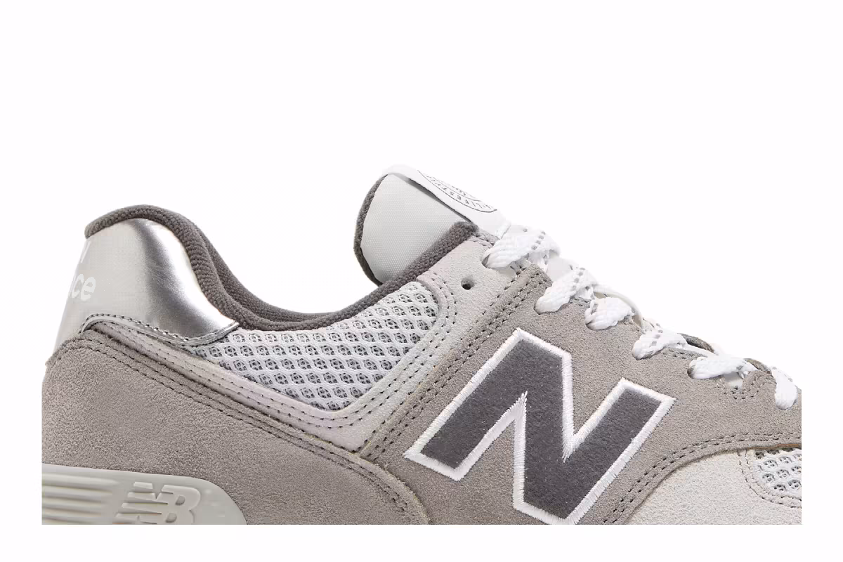 New Balance 574 Grey Black, view 3