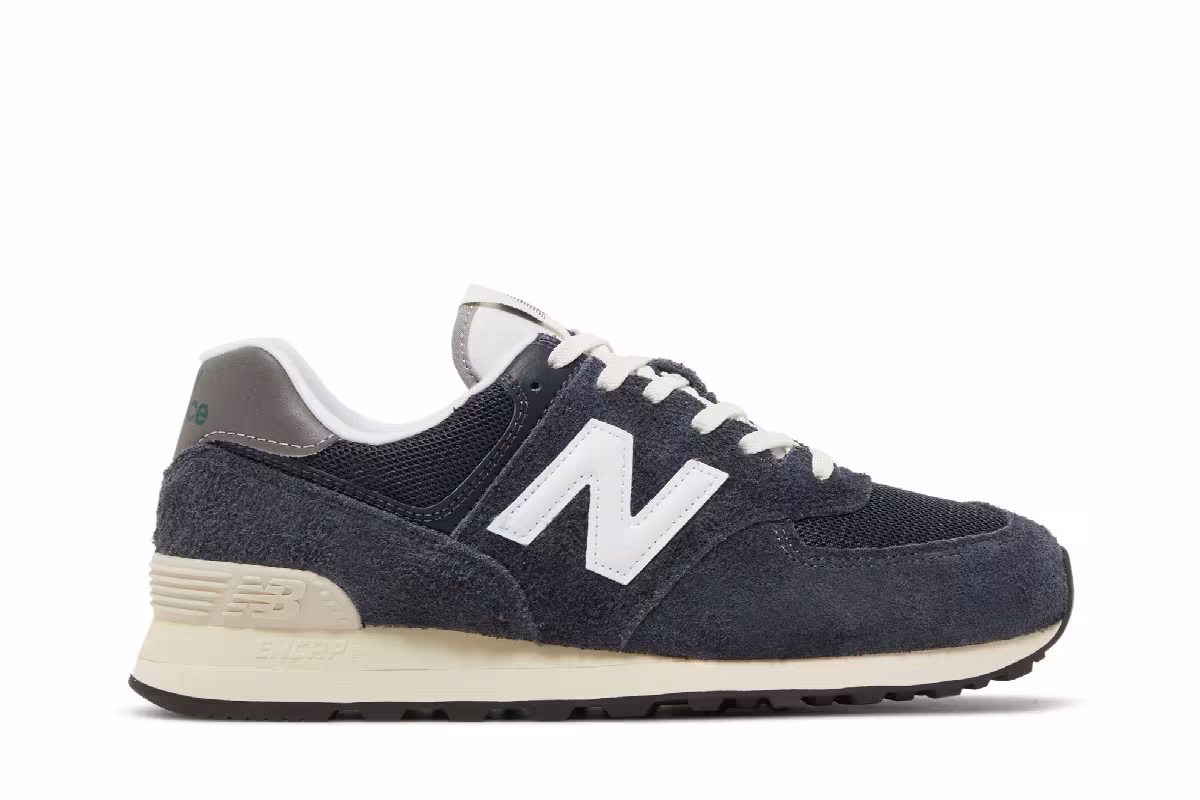 New Balance 574 Black White, view 2