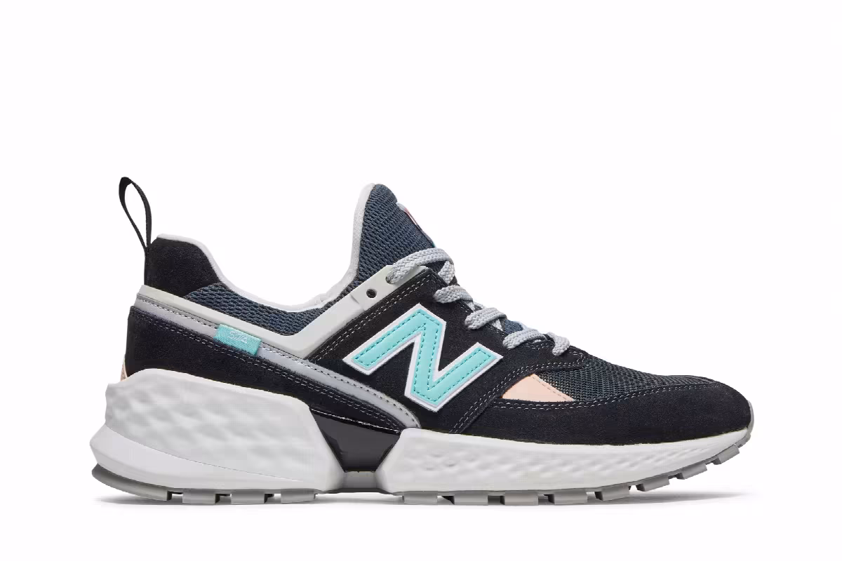 New Balance 574 Black, view 2