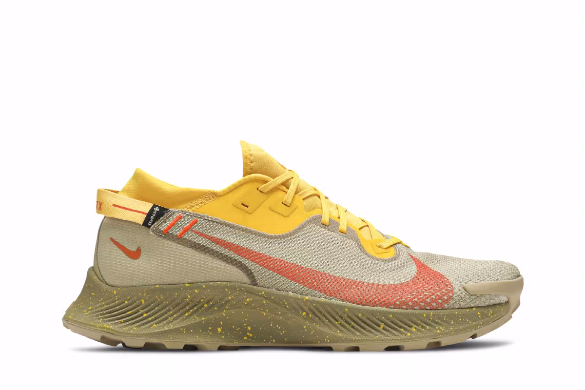 Nike Pegasus Trail 2 Gore-Tex Dark Sulfur Orange, view 2