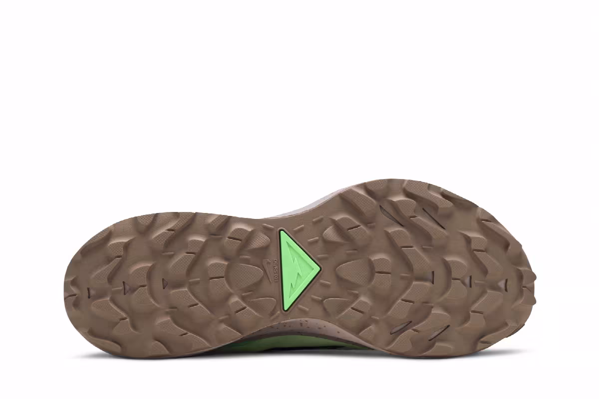 Nike Pegasus Trail 2 Barely Volt, view 5