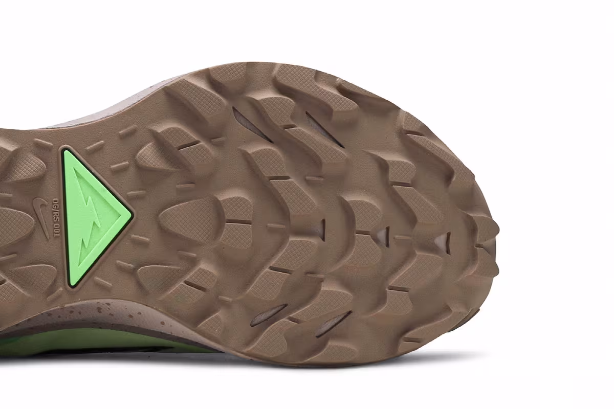 Nike Pegasus Trail 2 Barely Volt, view 6