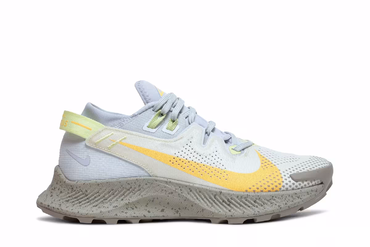 Nike Women's Pegasus Trail 2 Limelight Laser Orange, view 2