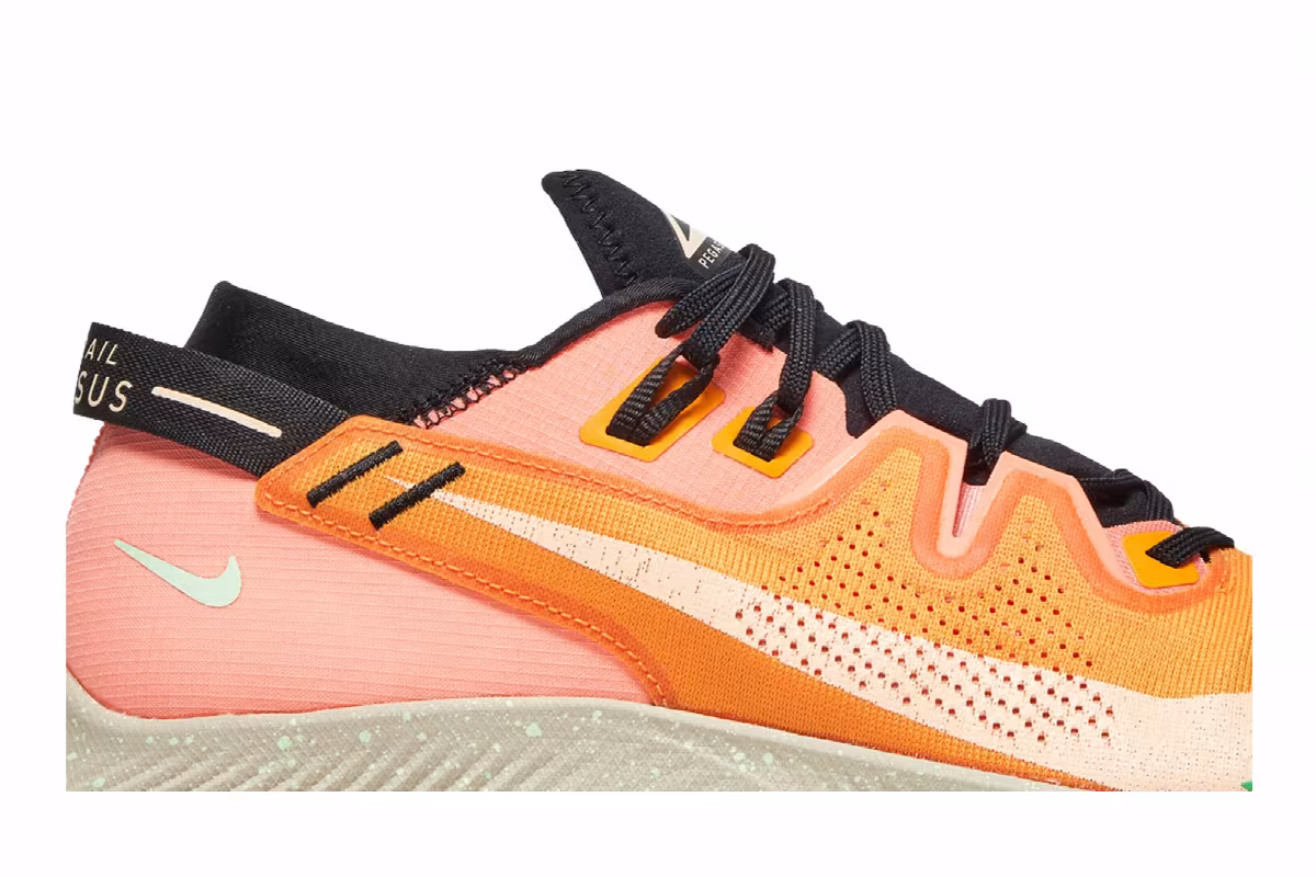 Nike Pegasus Trail 2 Bright Mango, view 3
