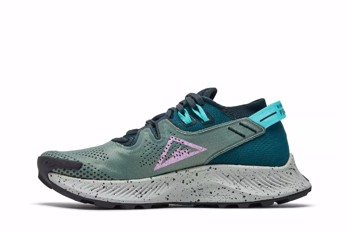 Nike Women's Pegasus Trail 2 Spiral Sage Atomic Teal, view 4