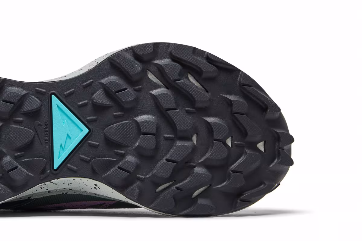 Nike Women's Pegasus Trail 2 Spiral Sage Atomic Teal, view 6