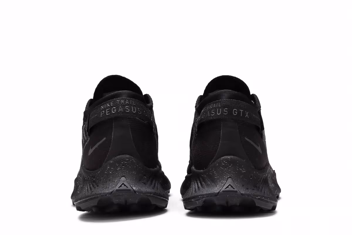 Nike Women's Pegasus Trail 2 Gore-Tex Black Metallic Dark Grey, view 7