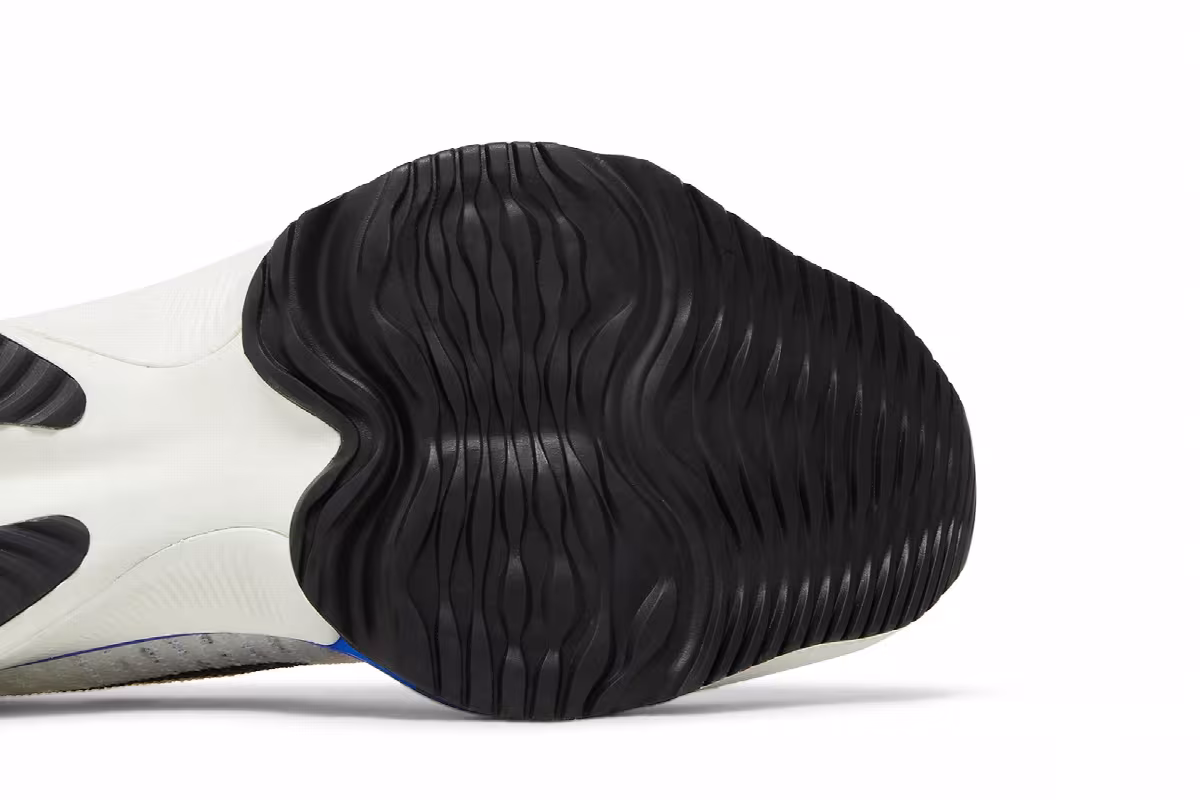 Nike Air Zoom Tempo Next% Flyknit White Hyper Violet, view 6