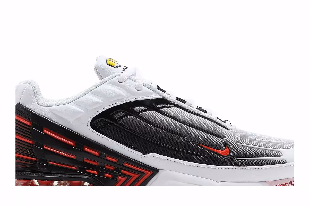 Nike Air Max Plus 3 White Team Orange, view 3