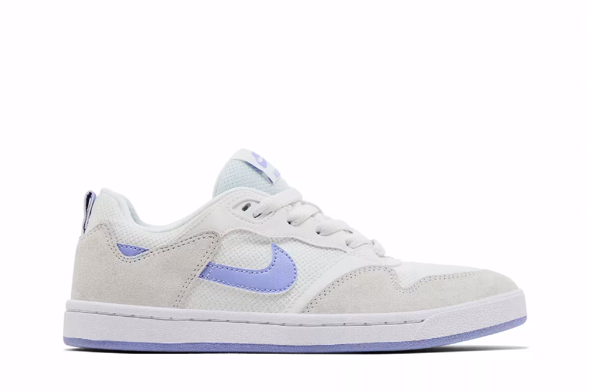 Nike Women's Alleyoop SB Summit White Light Thistle, view 2