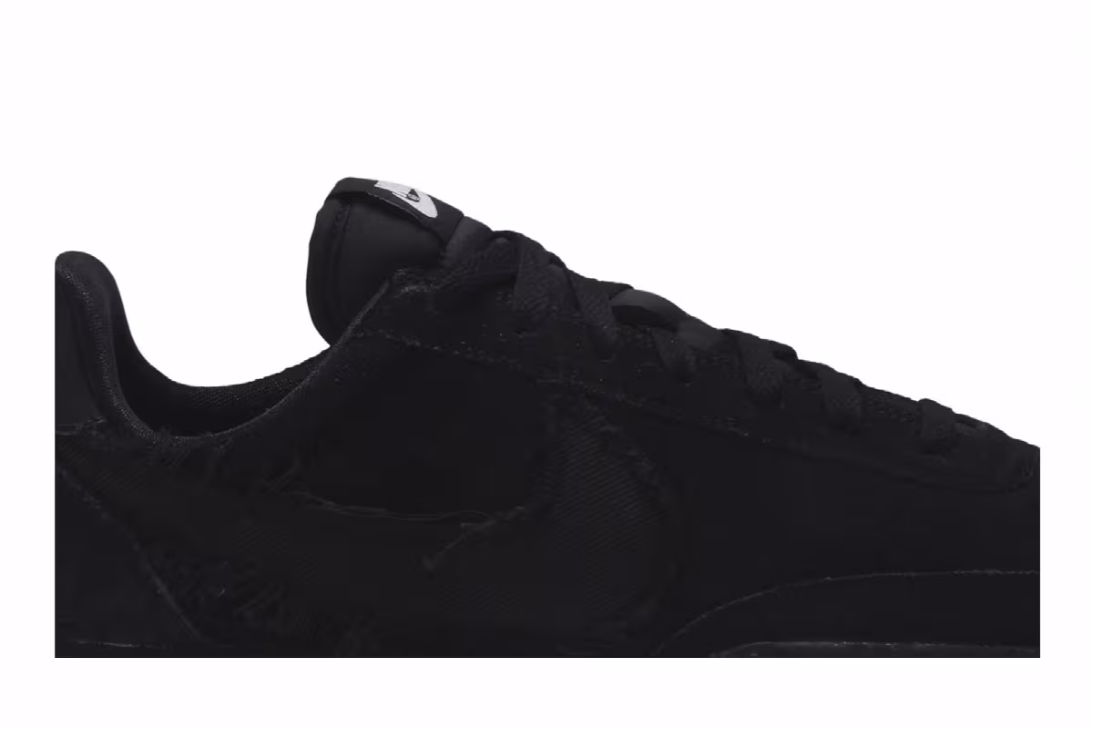 Comme des Garçons x Nike Waffle Racer Black, view 3