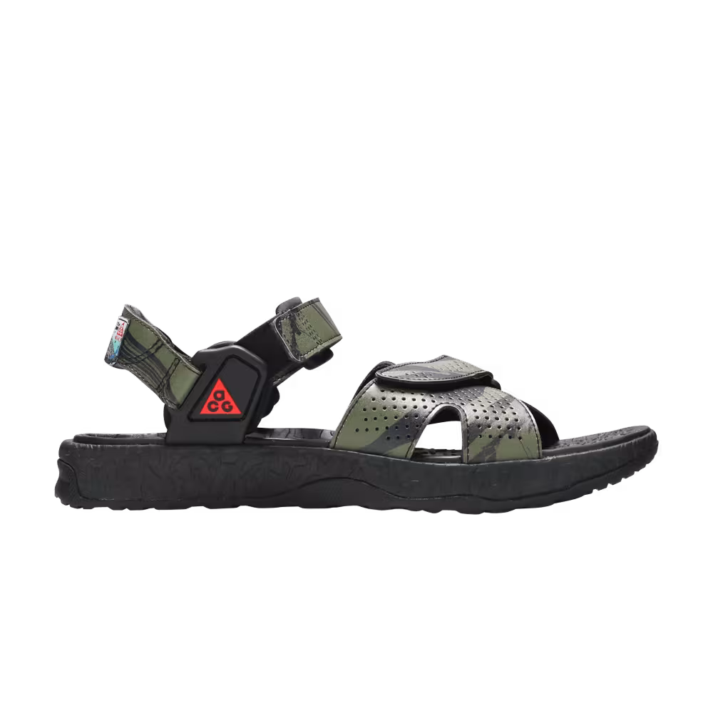 Nike ACG Air Deschutz Mt. Fuji