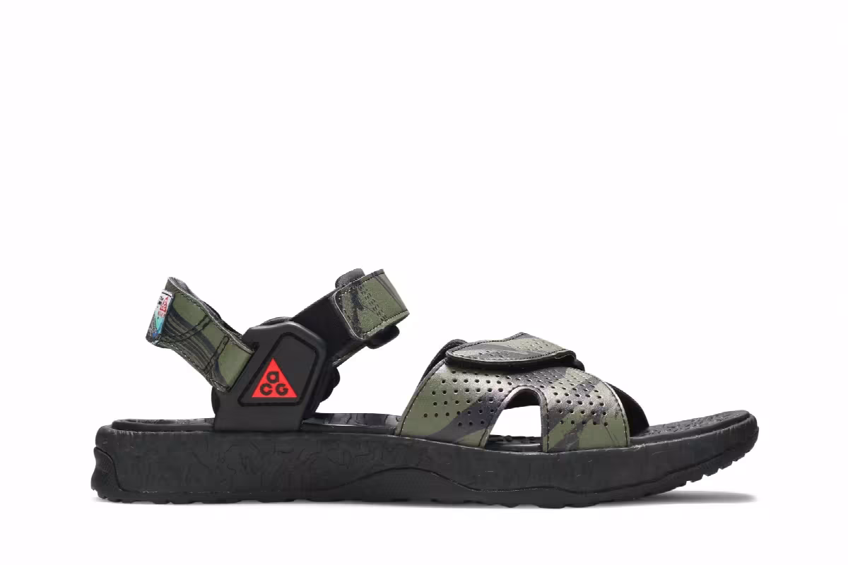Nike ACG Air Deschutz Mt. Fuji, view 2