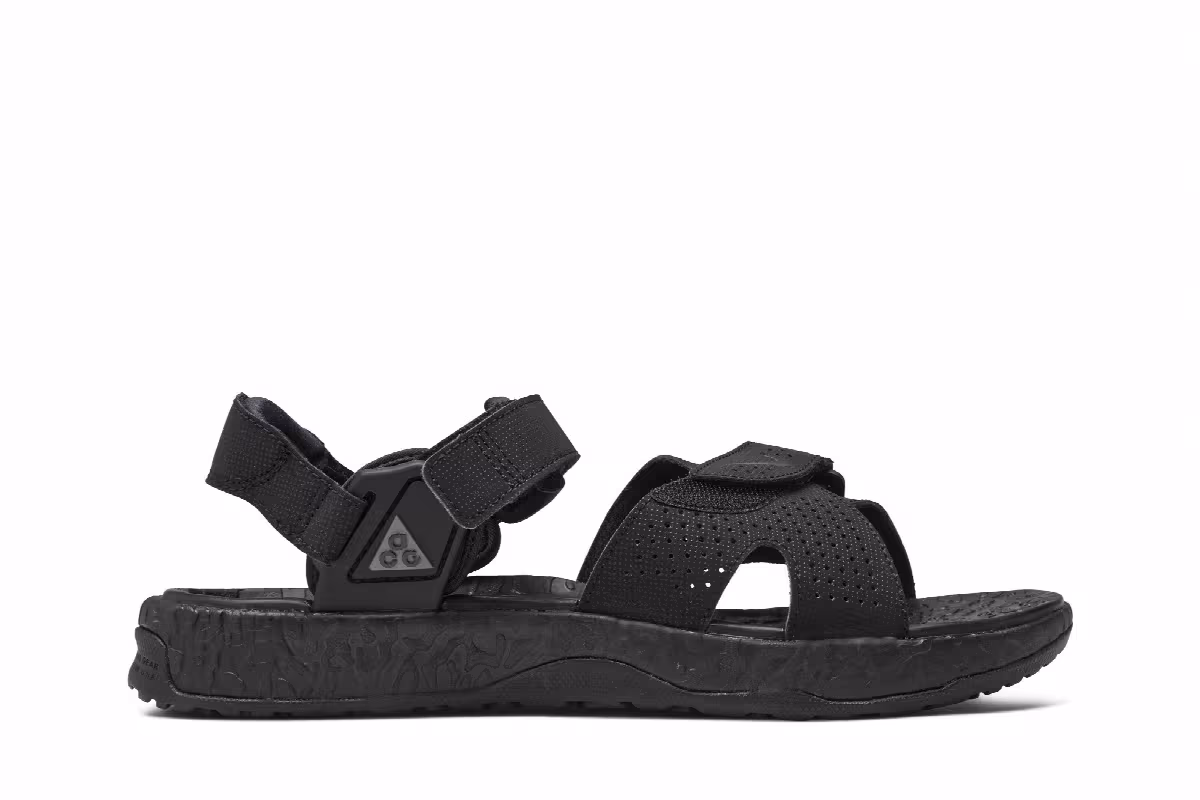 Nike ACG Air Deschutz Black Off Noir, view 2