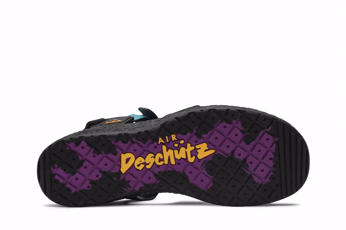 Nike ACG Air Deschutz Black Vivid Purple, view 5
