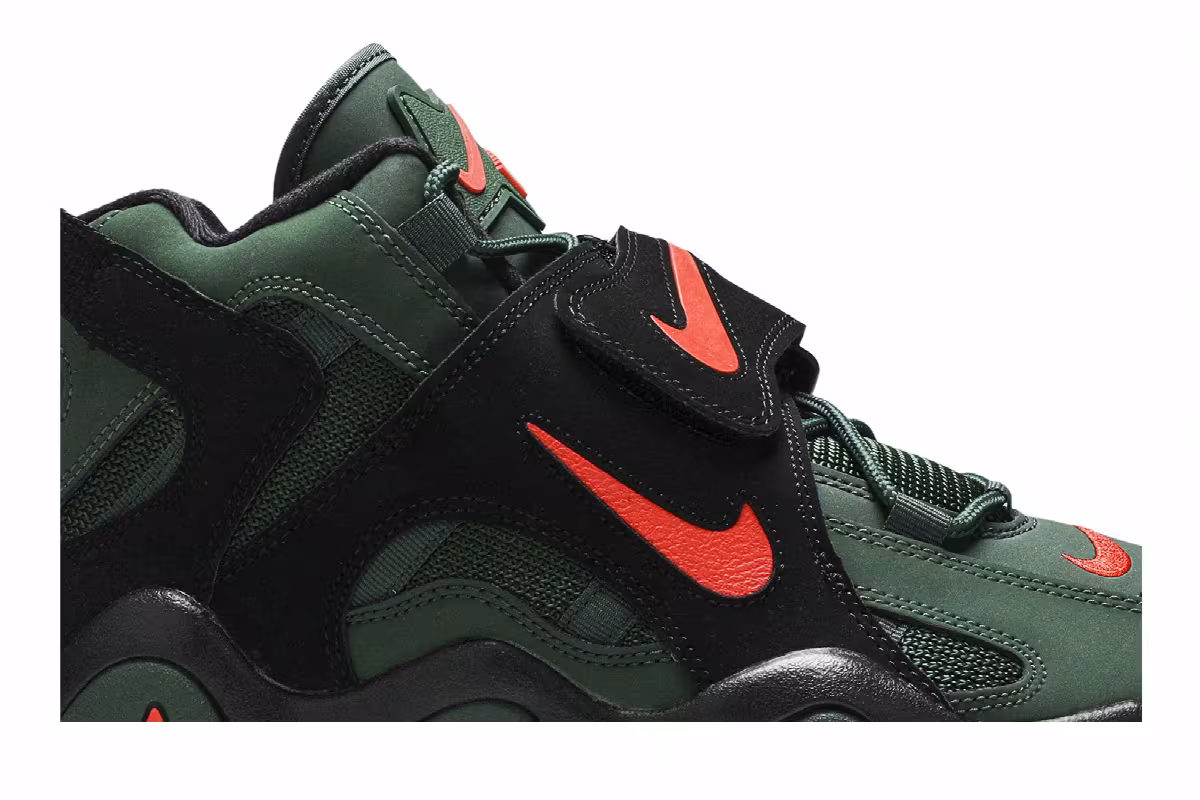 Nike Air Barrage Mid Super Bowl LIV, view 3