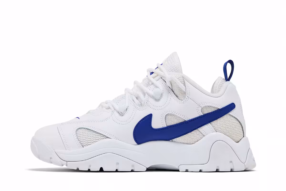 Nike Air Barrage Low White Blue, view 4