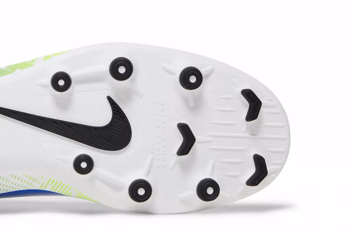 Neymar Jr. x Nike Mercurial Vapor 13 Club MG Jogo Prismatico, view 6