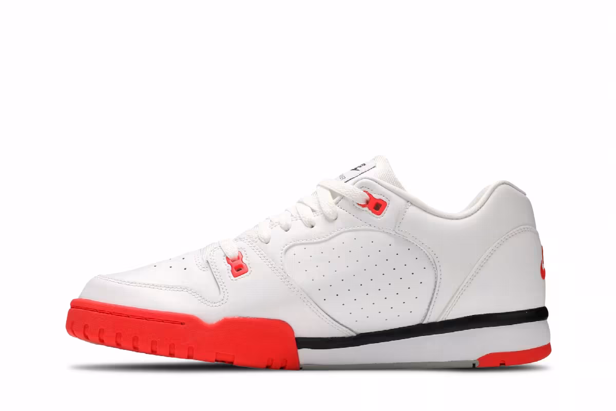 Nike Air Cross Trainer Low Infrared, view 4