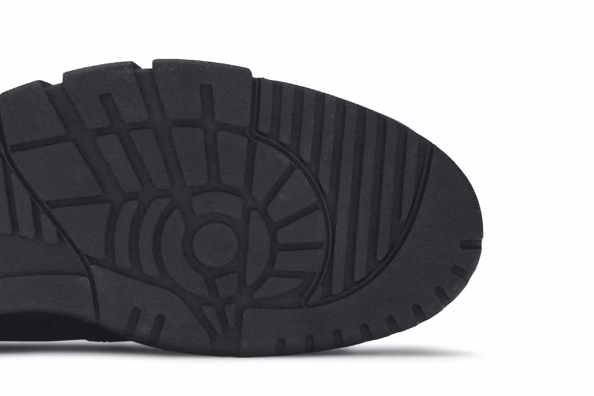 Nike Air Cross Trainer Low Triple Black, view 6