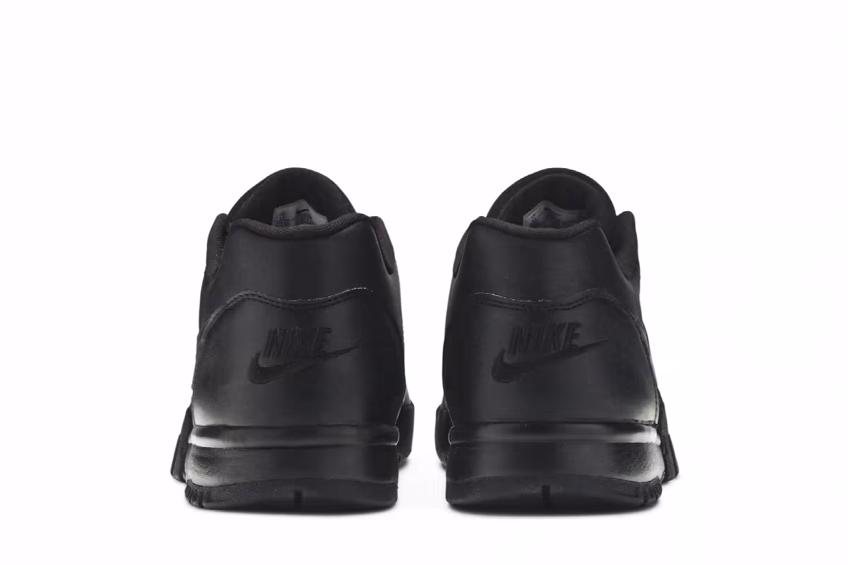 Nike Air Cross Trainer Low Triple Black, view 7