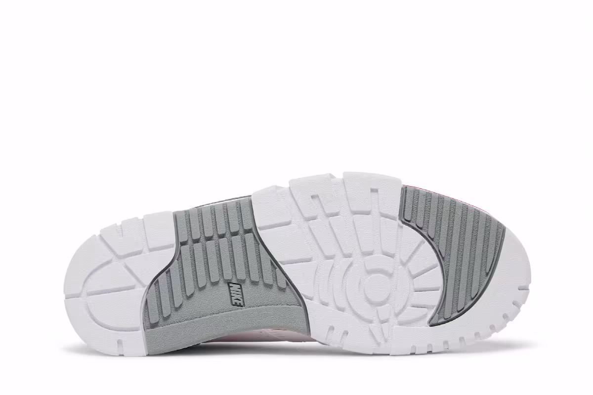 Nike Air Cross Trainer Low White University Red, view 5